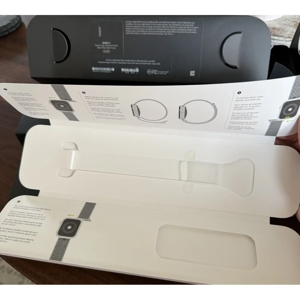 Apple Watch Series 4 Black Presentation Box Nike Sport 44mm 1-3 BOX ONLY